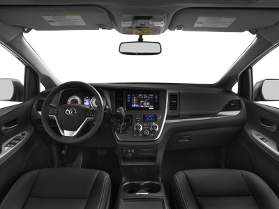 2017 Toyota Sienna SE Premium 8 Passenger