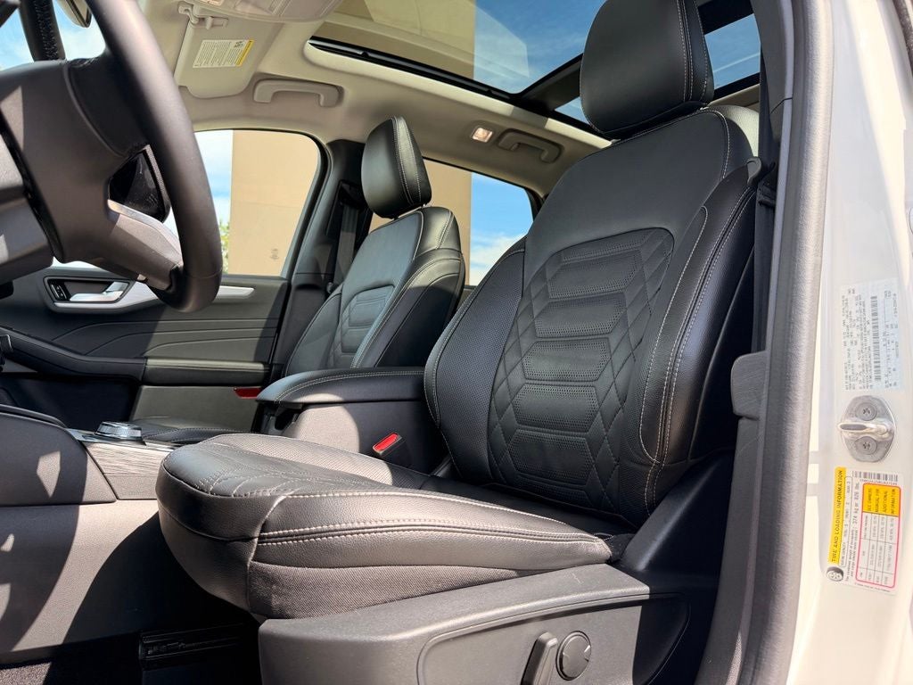 2024 Ford Escape Hybrid Platinum