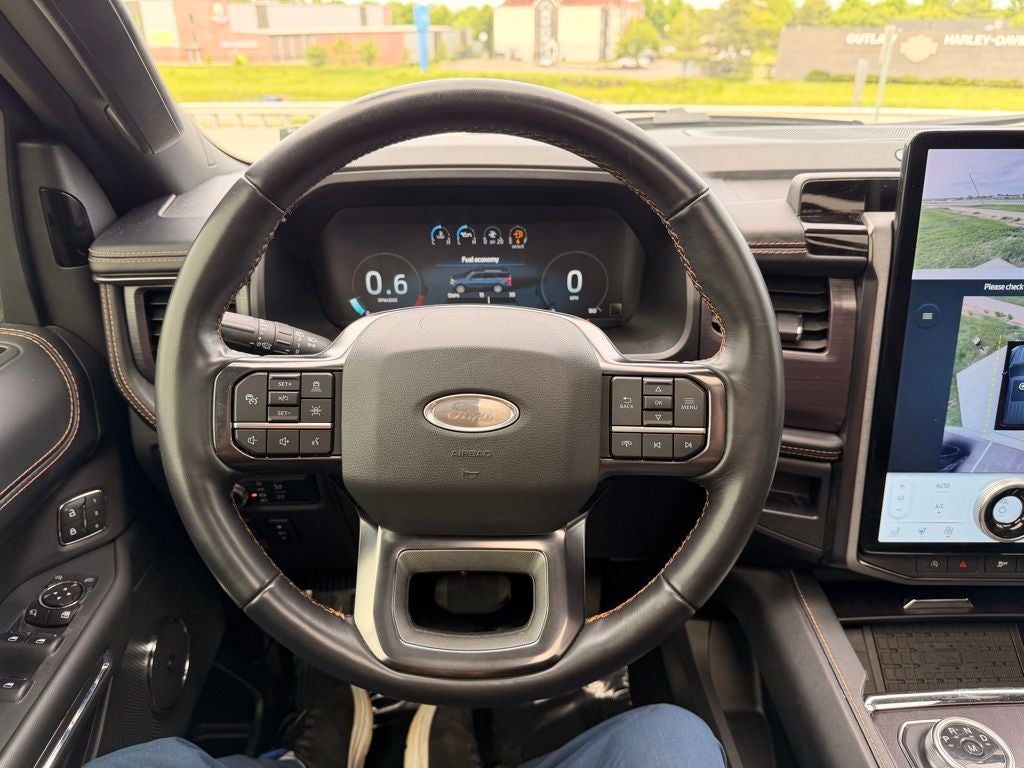 2022 Ford Expedition Platinum