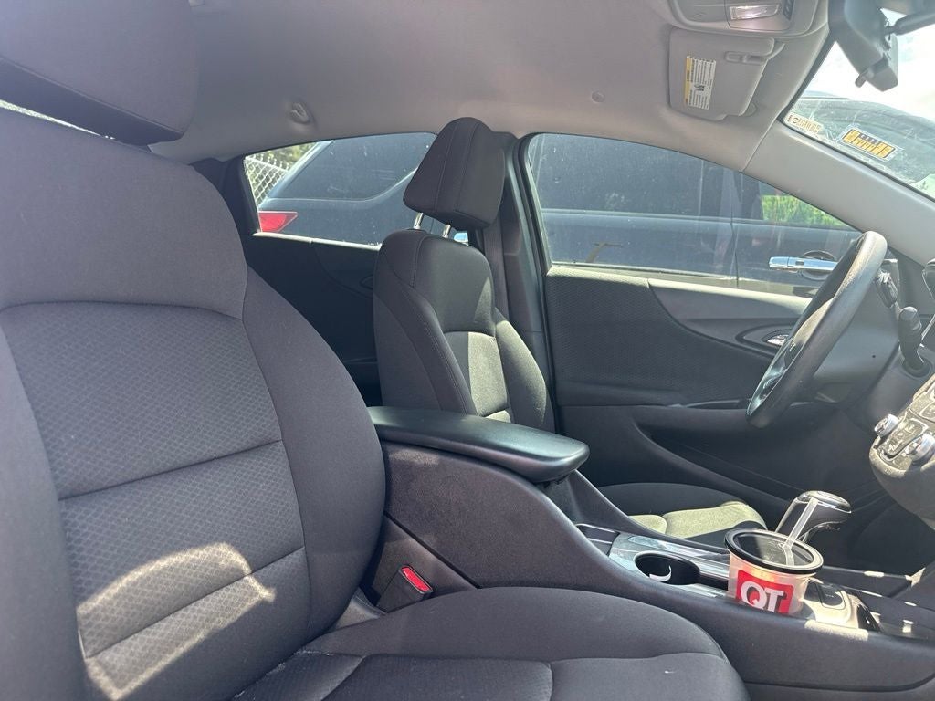 2020 Chevrolet Malibu LS 1LS