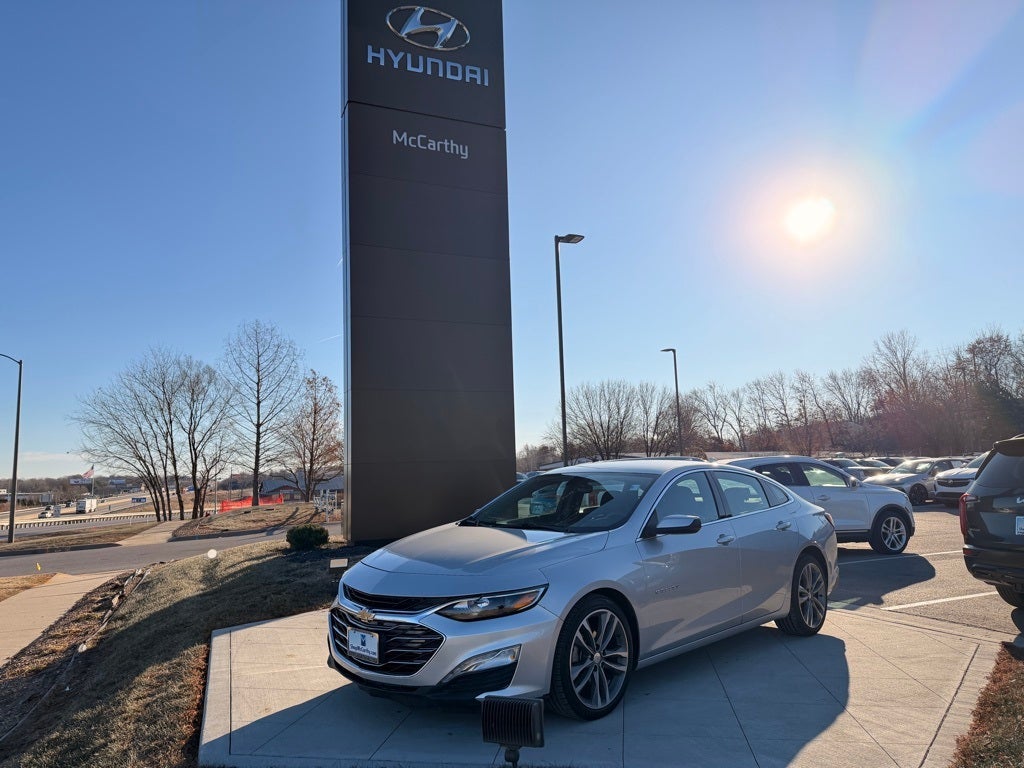 2022 Chevrolet Malibu LT