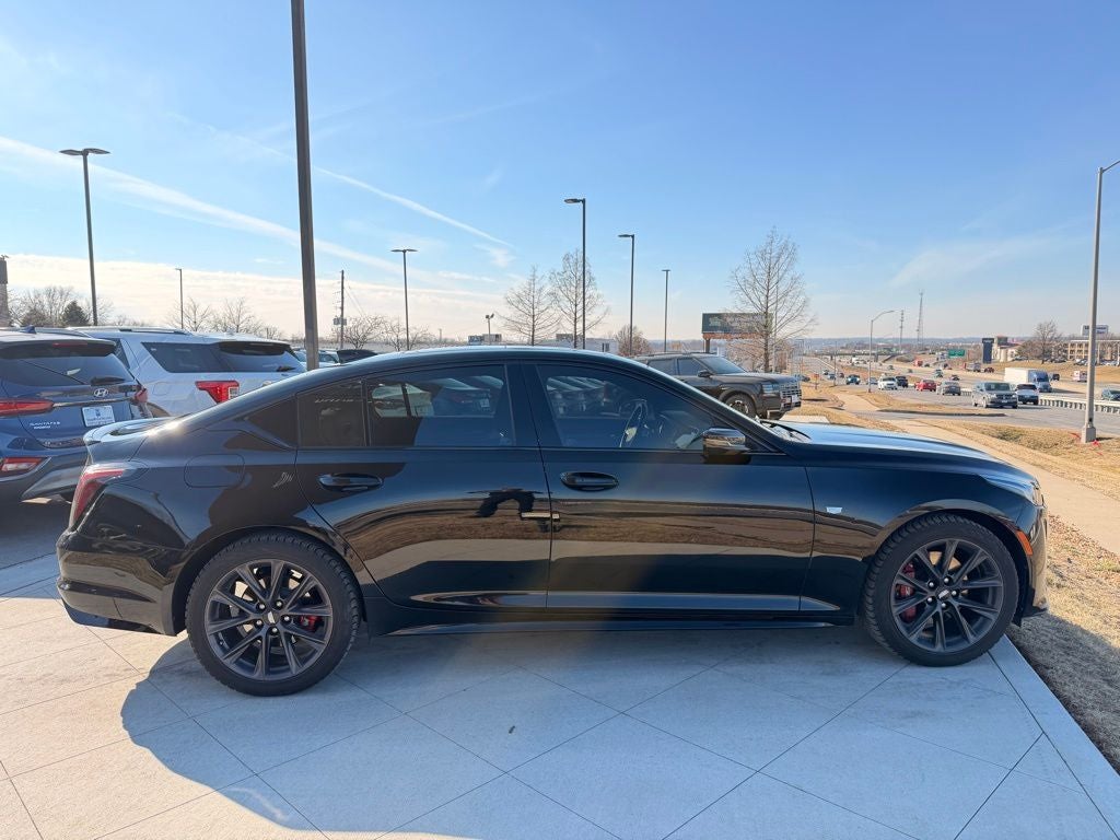 2022 Cadillac CT5 Sport