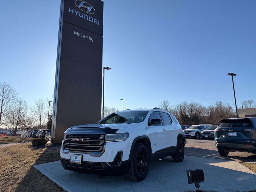 2023 GMC Acadia AT4