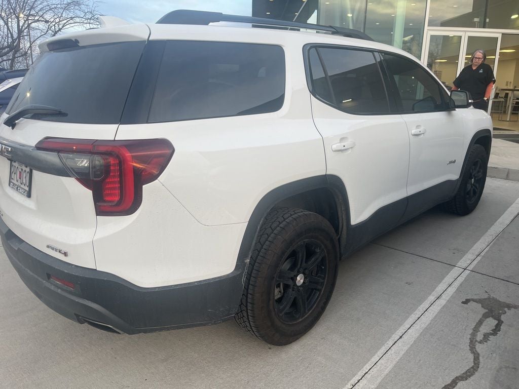 2023 GMC Acadia AT4