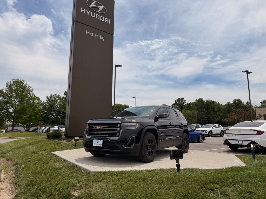 2023 GMC Acadia AT4