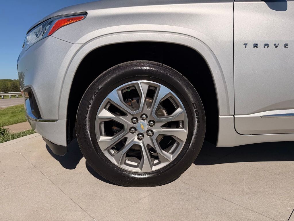 2021 Chevrolet Traverse Premier