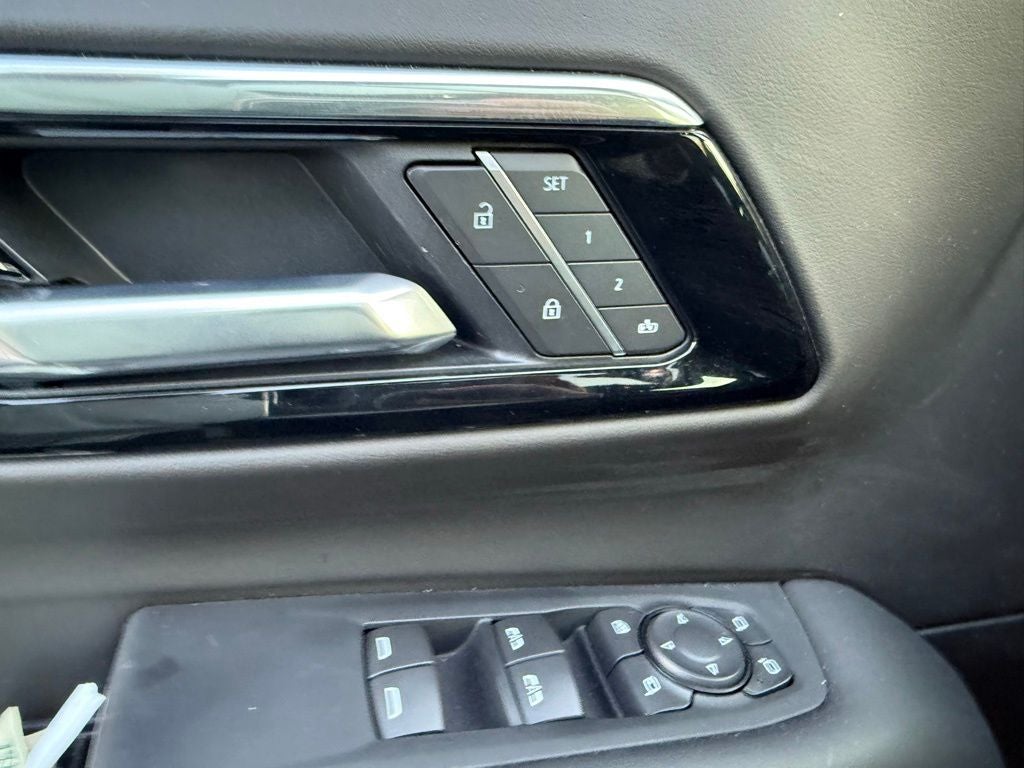 2025 Chevrolet Tahoe RST