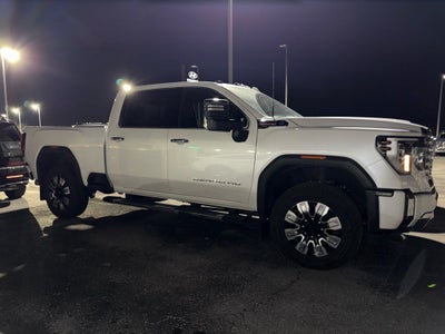 2024 GMC Sierra 2500HD Denali