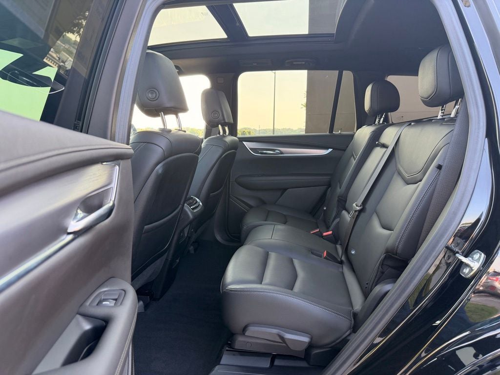 2024 Cadillac XT6 Luxury