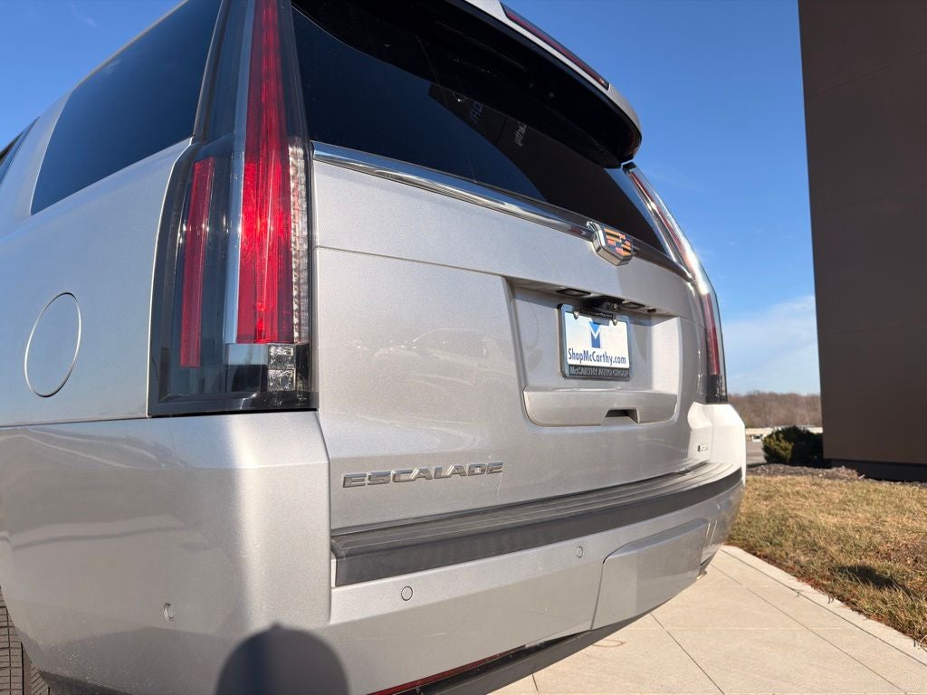 2019 Cadillac Escalade Luxury