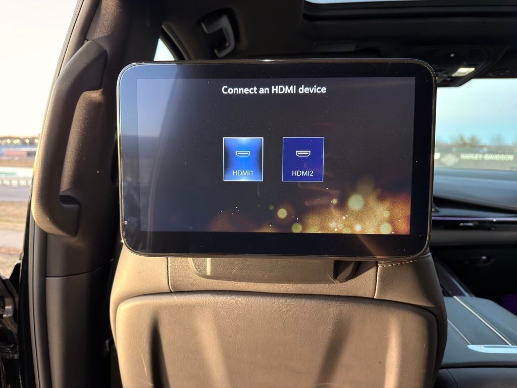 2023 Cadillac Escalade Sport