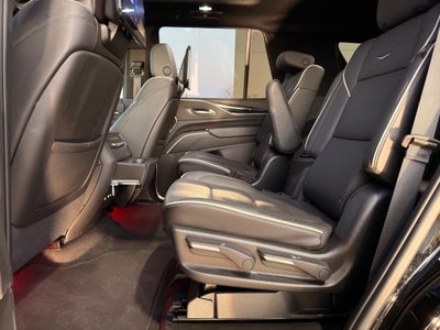 2023 Cadillac Escalade Sport