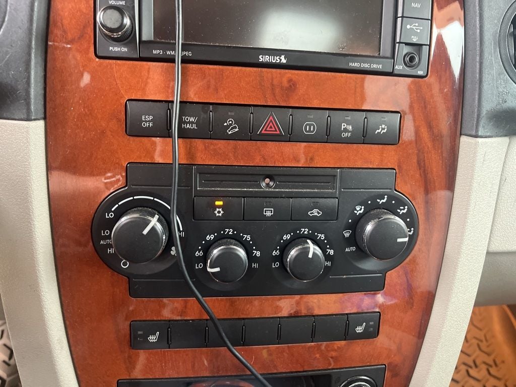 2008 Jeep Commander Overland