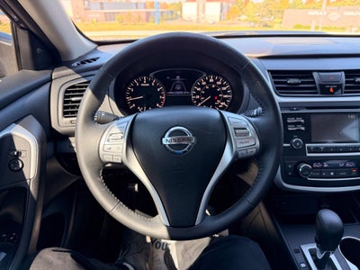 2016 Nissan Altima 2.5 SV