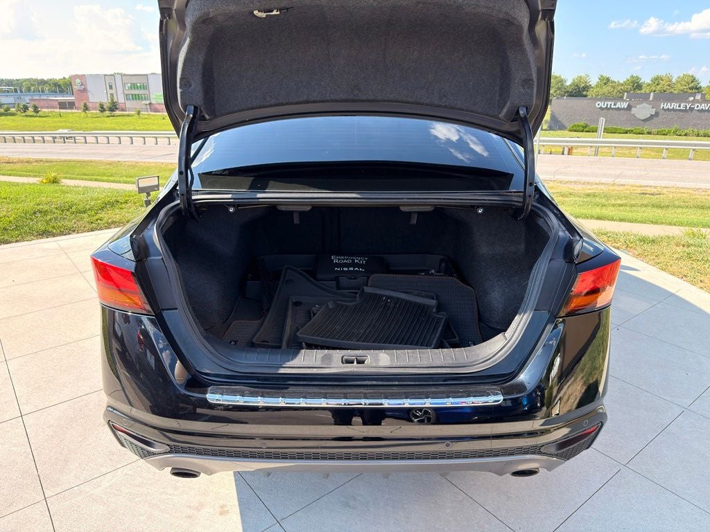 2022 Nissan Altima 2.5 SR