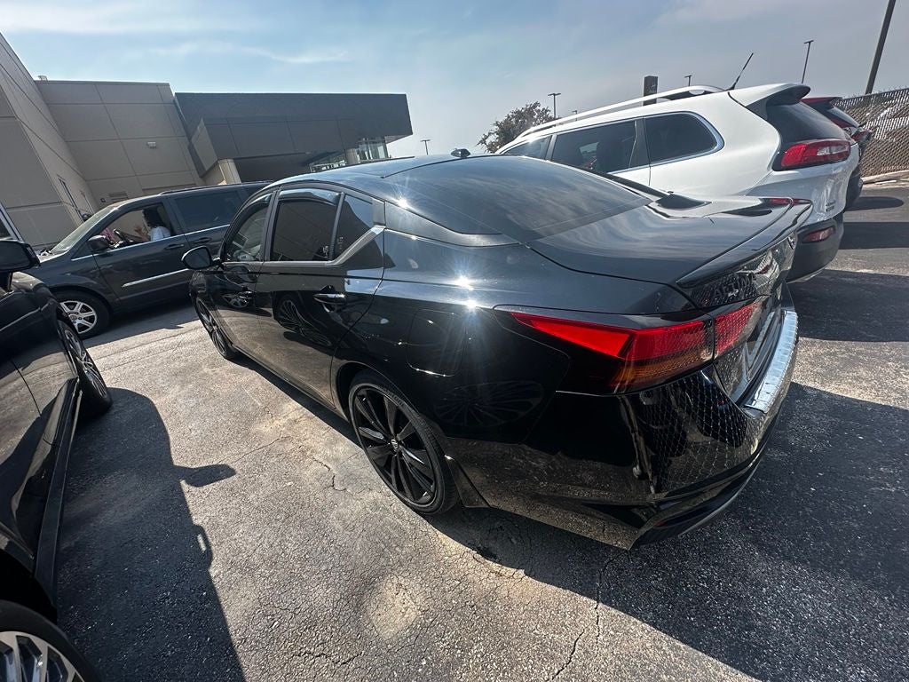 2022 Nissan Altima 2.5 SR