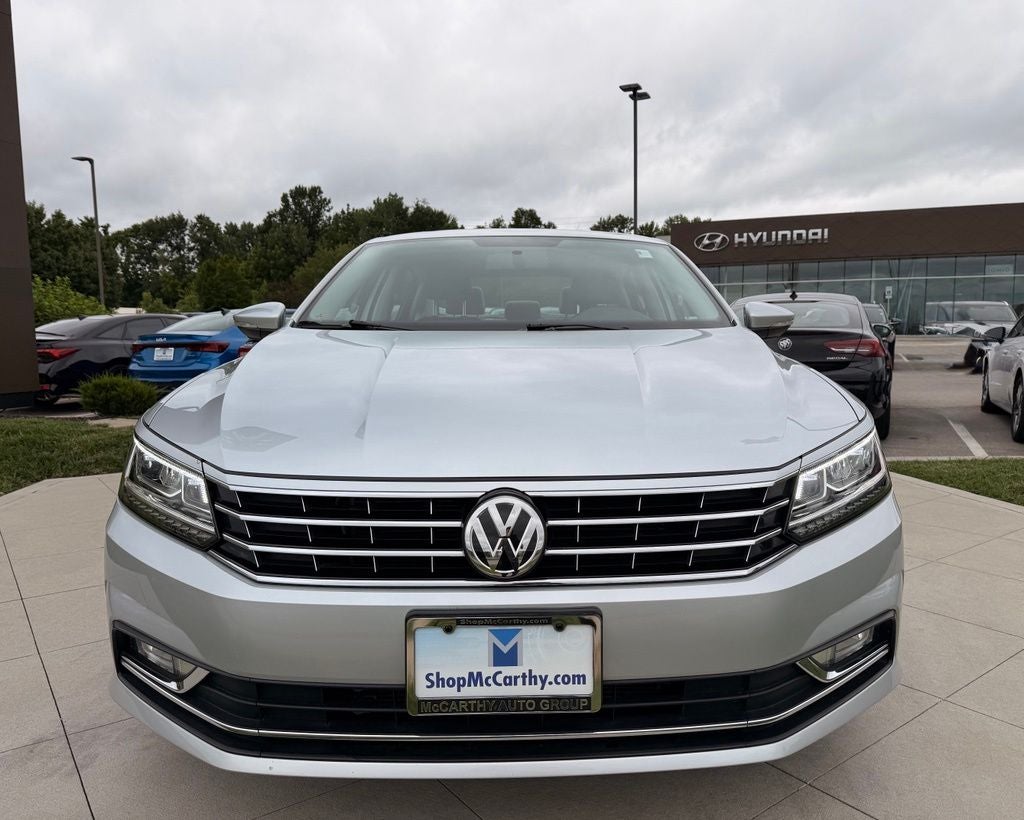 2017 Volkswagen Passat 1.8T SE
