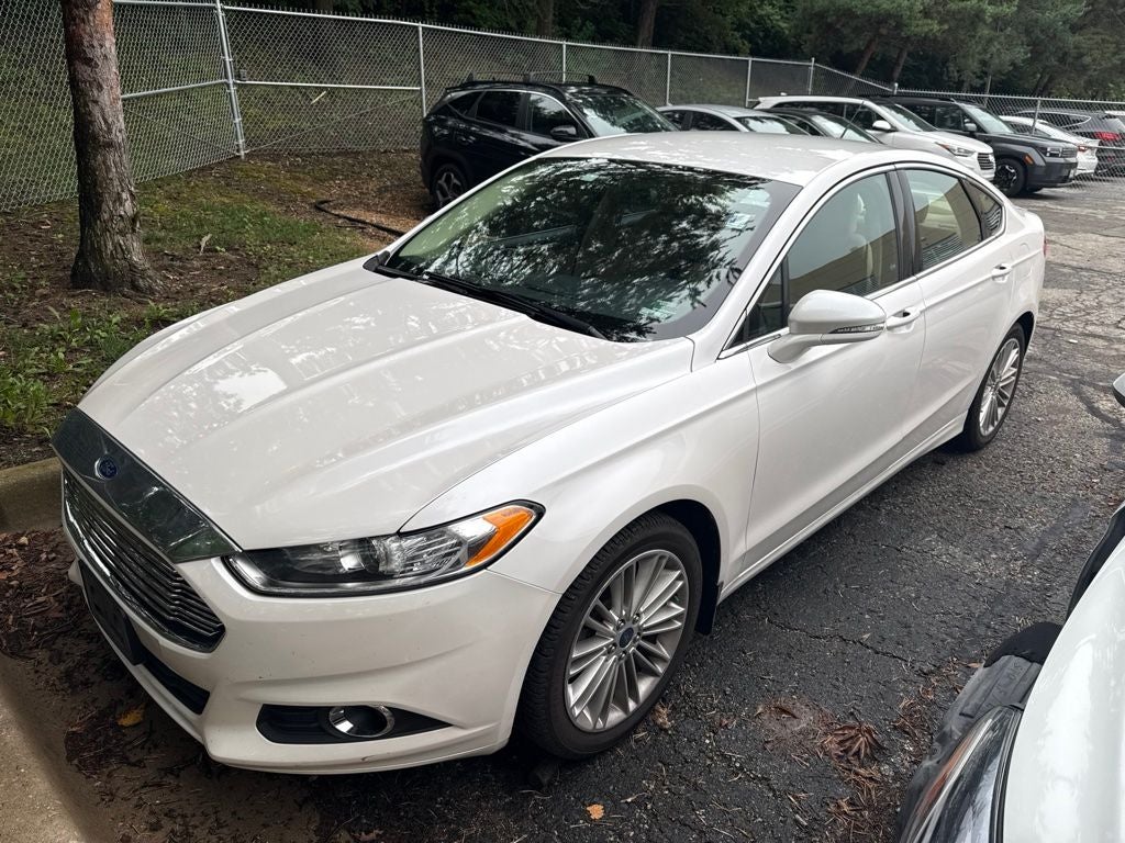 2016 Ford Fusion SE