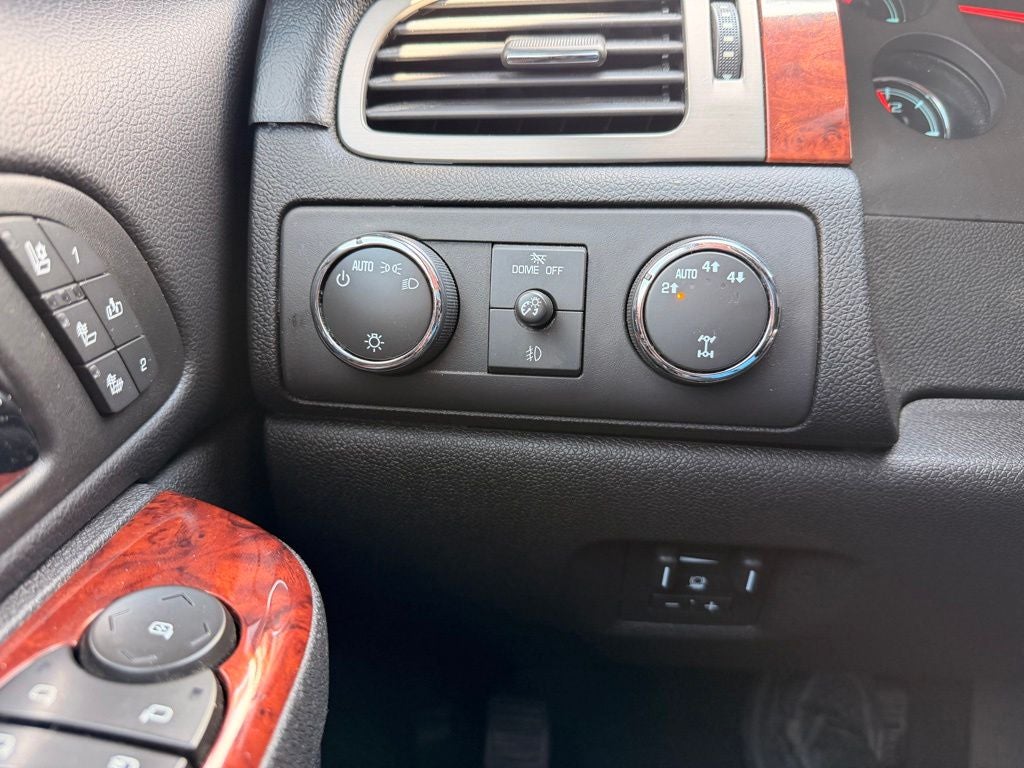 2010 Chevrolet Avalanche 1500 LTZ