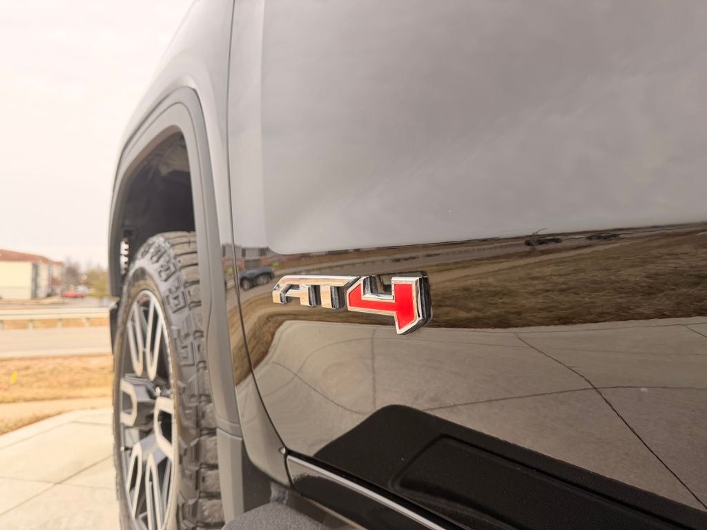 2024 GMC Sierra 1500 AT4