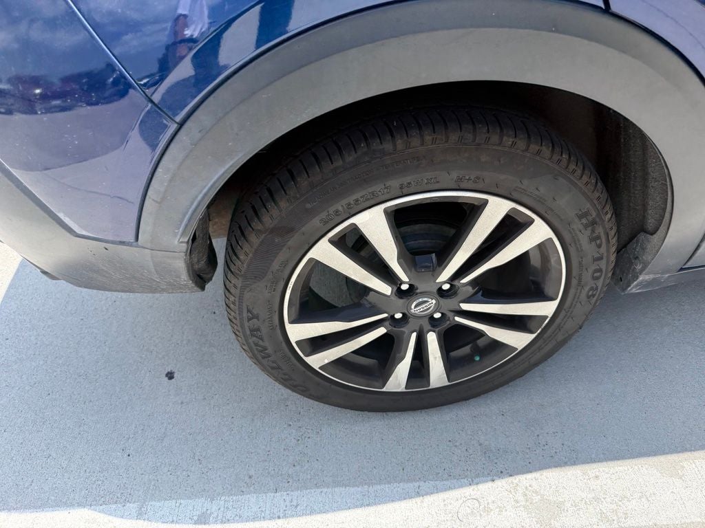 2019 Nissan Kicks SR