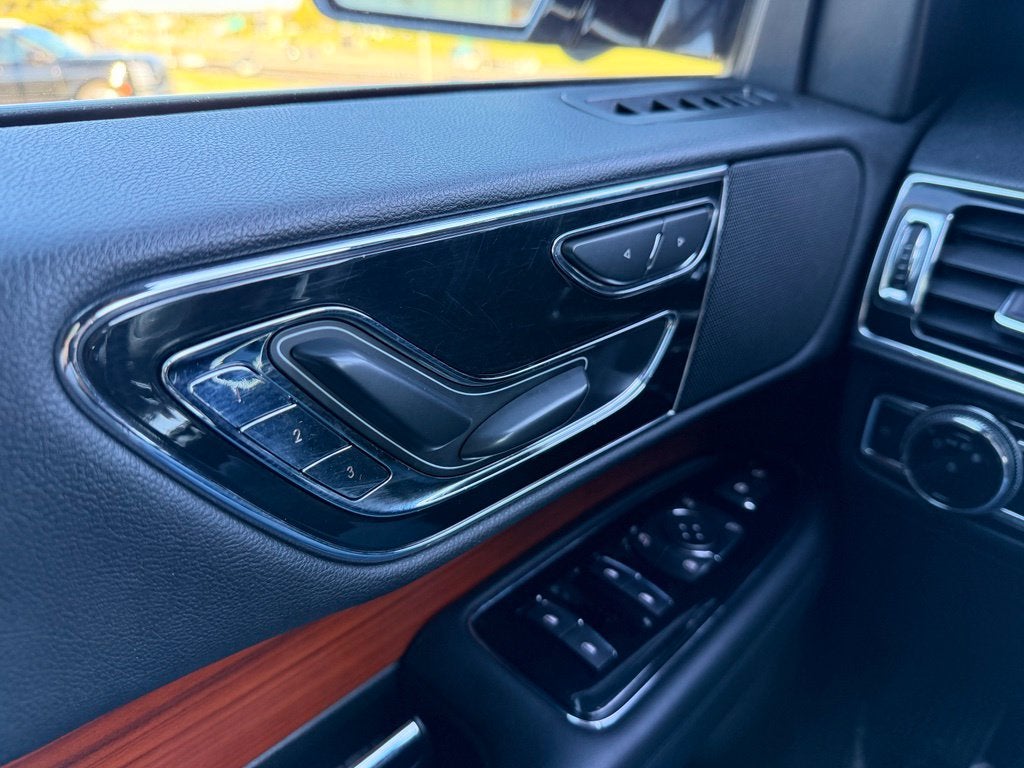 2018 Lincoln Navigator L Select