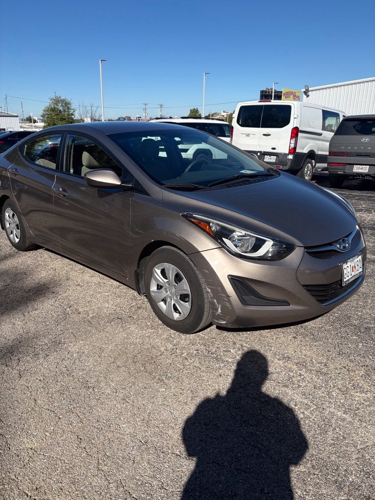 2016 Hyundai Elantra SE