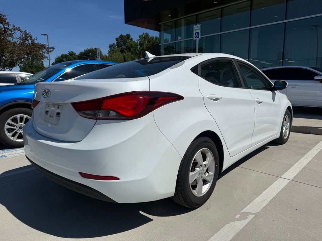 2015 Hyundai Elantra SE