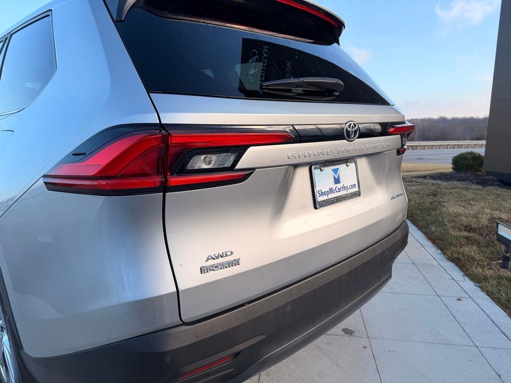 2024 Toyota Grand Highlander Platinum
