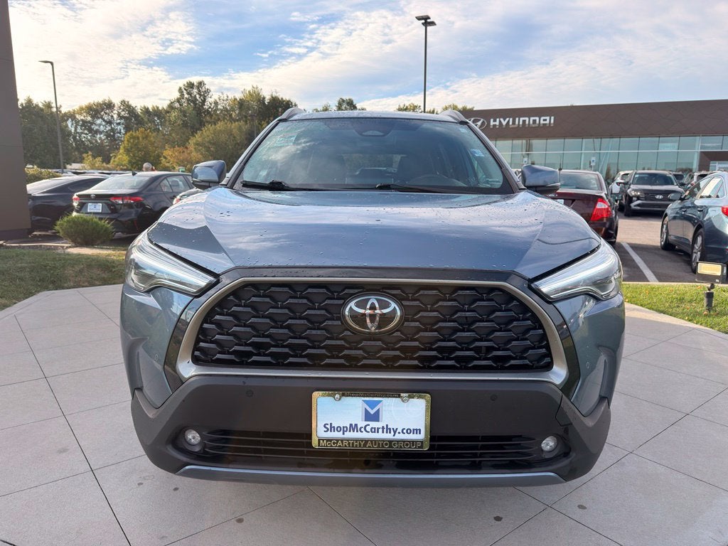 2024 Toyota Corolla Cross XLE