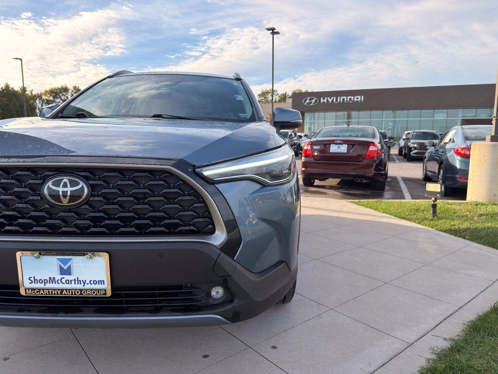 2024 Toyota Corolla Cross XLE
