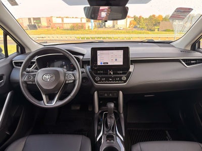 2024 Toyota Corolla Cross XLE