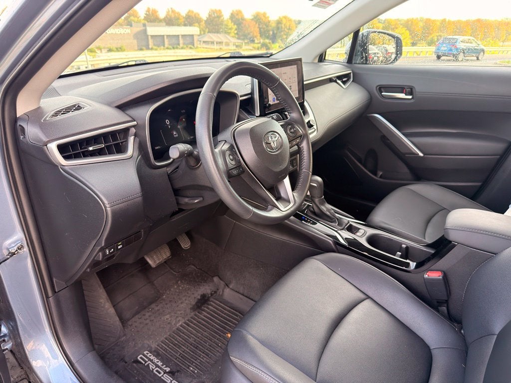 2024 Toyota Corolla Cross XLE