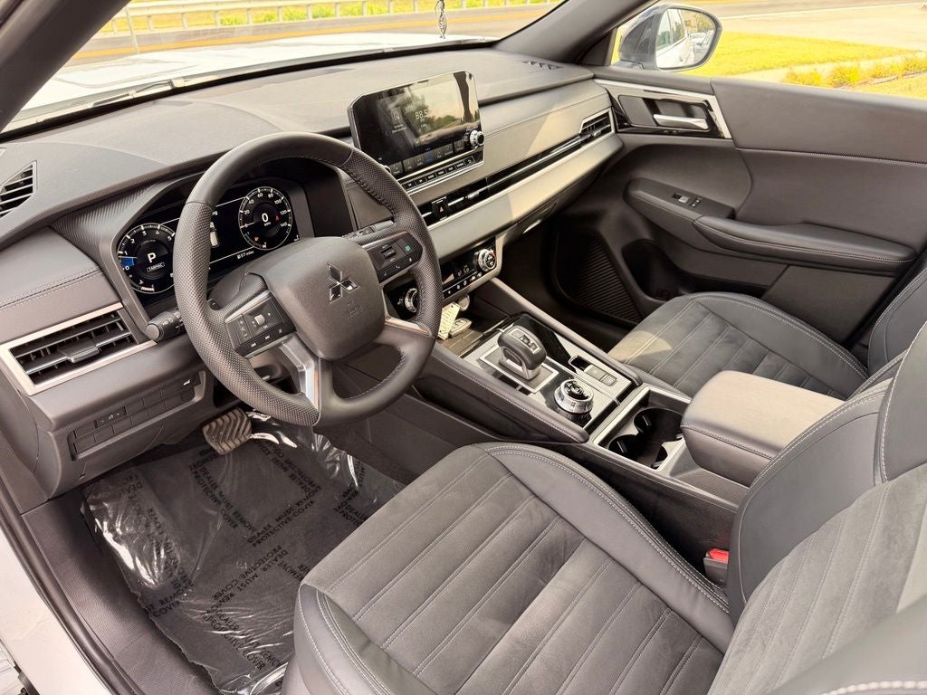 2023 Mitsubishi Outlander Ralliart