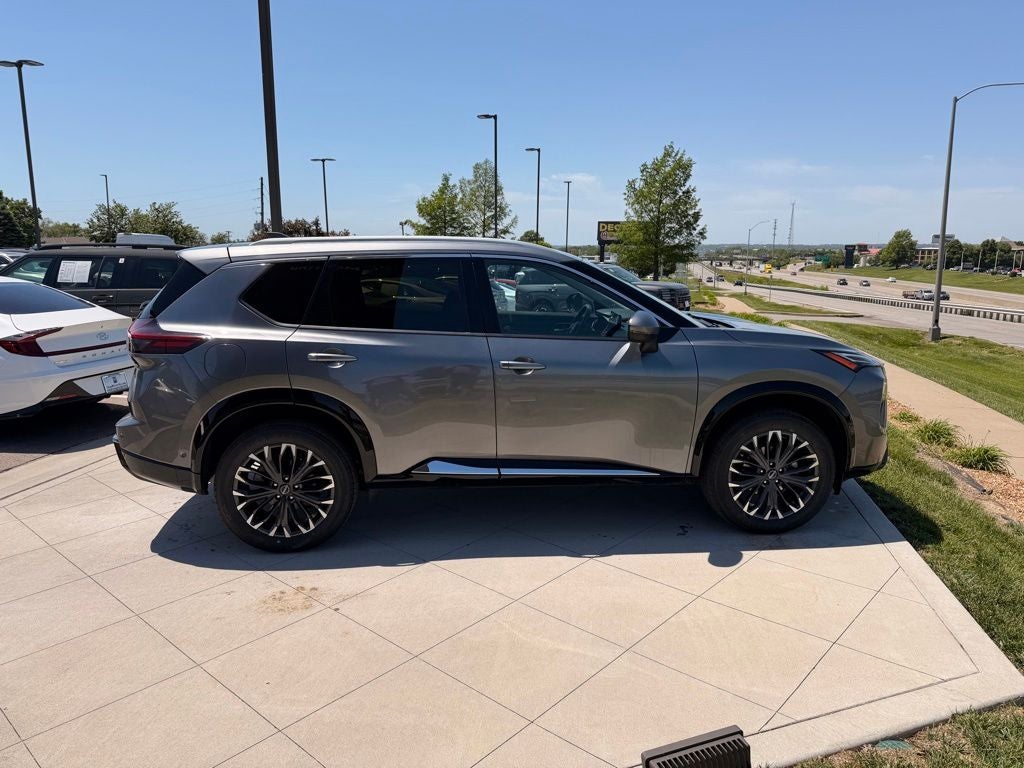 2024 Nissan Rogue Platinum