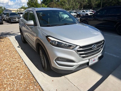 2017 Hyundai Tucson SE Popular Equipment Package