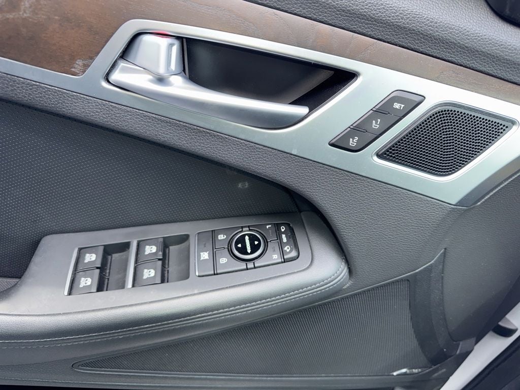 2015 Hyundai Genesis 3.8