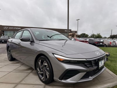 2025 Hyundai Elantra SEL Sport
