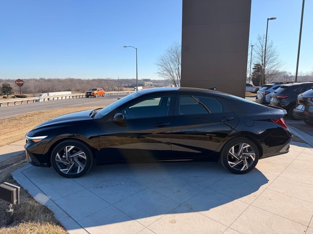 Certified 2025 Hyundai Elantra Blue with VIN KMHLM4DJ3SU177063 for sale in Kansas City