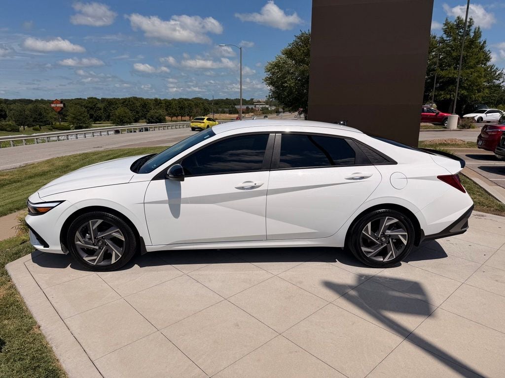 Certified 2025 Hyundai Elantra Blue with VIN KMHLM4DJXSU172426 for sale in Kansas City