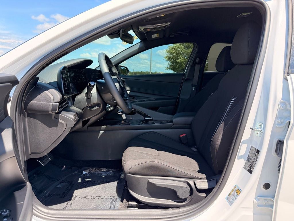 2025 Hyundai Elantra Hybrid SEL Sport