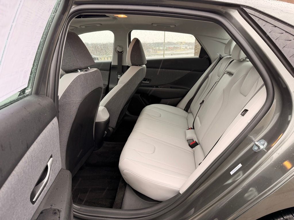 2025 Hyundai Elantra Limited