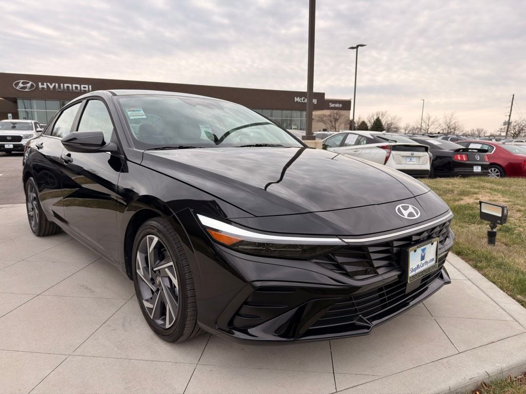 2025 Hyundai Elantra Limited