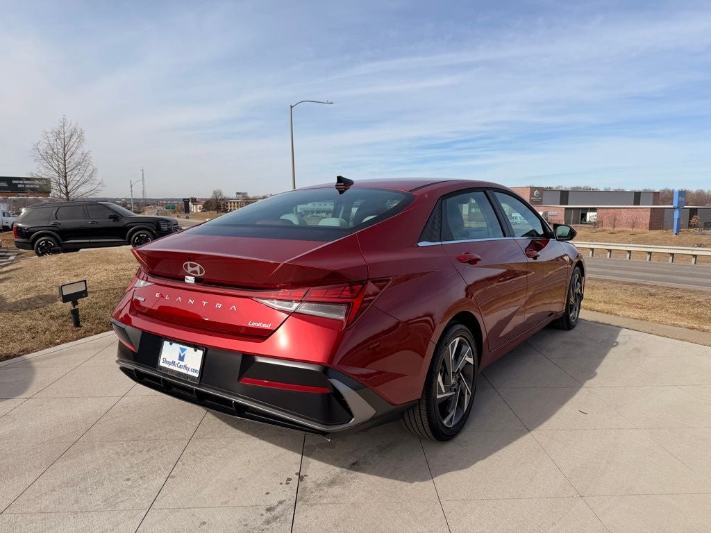 2025 Hyundai Elantra Limited