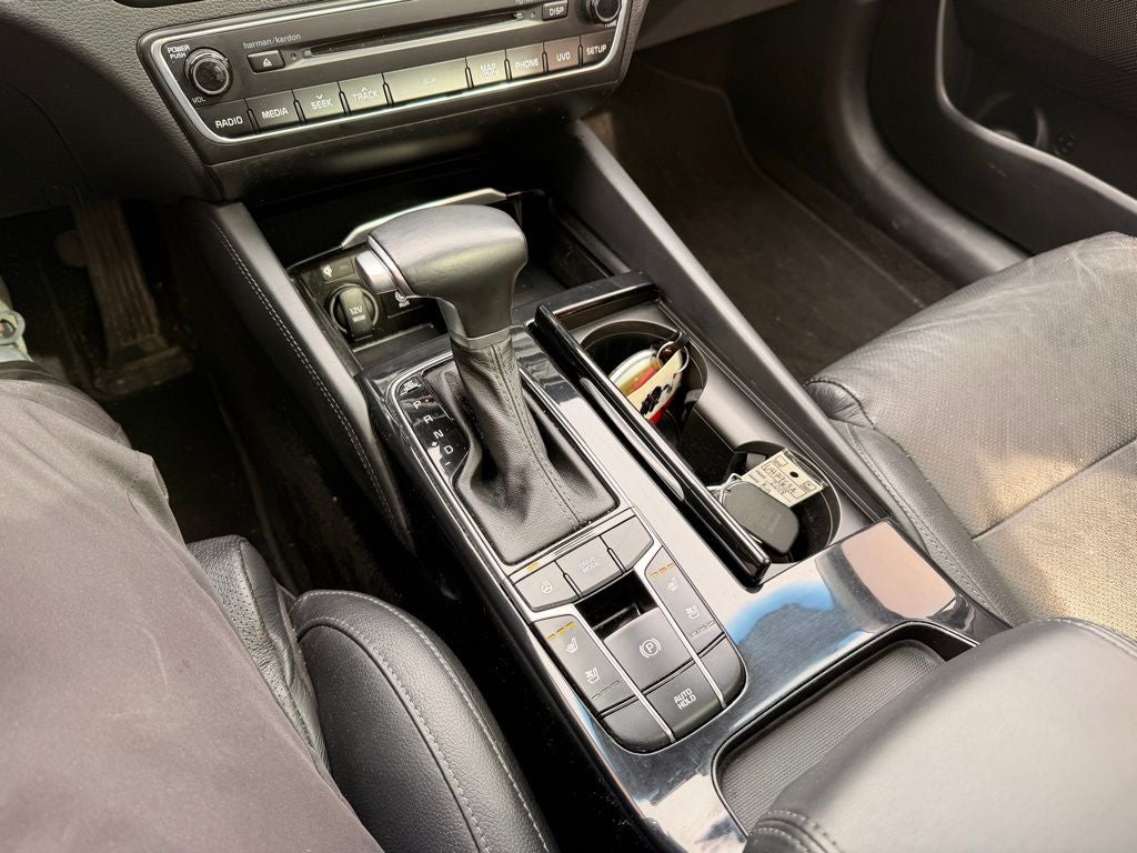 2018 Kia Cadenza Technology