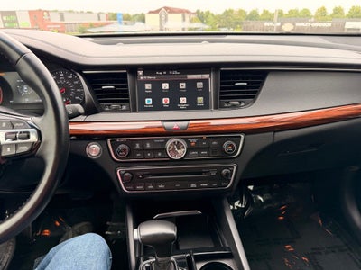 2017 Kia Cadenza Technology