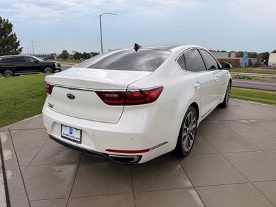 2017 Kia Cadenza Technology