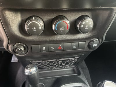 2018 Jeep Wrangler JK Unlimited Sahara