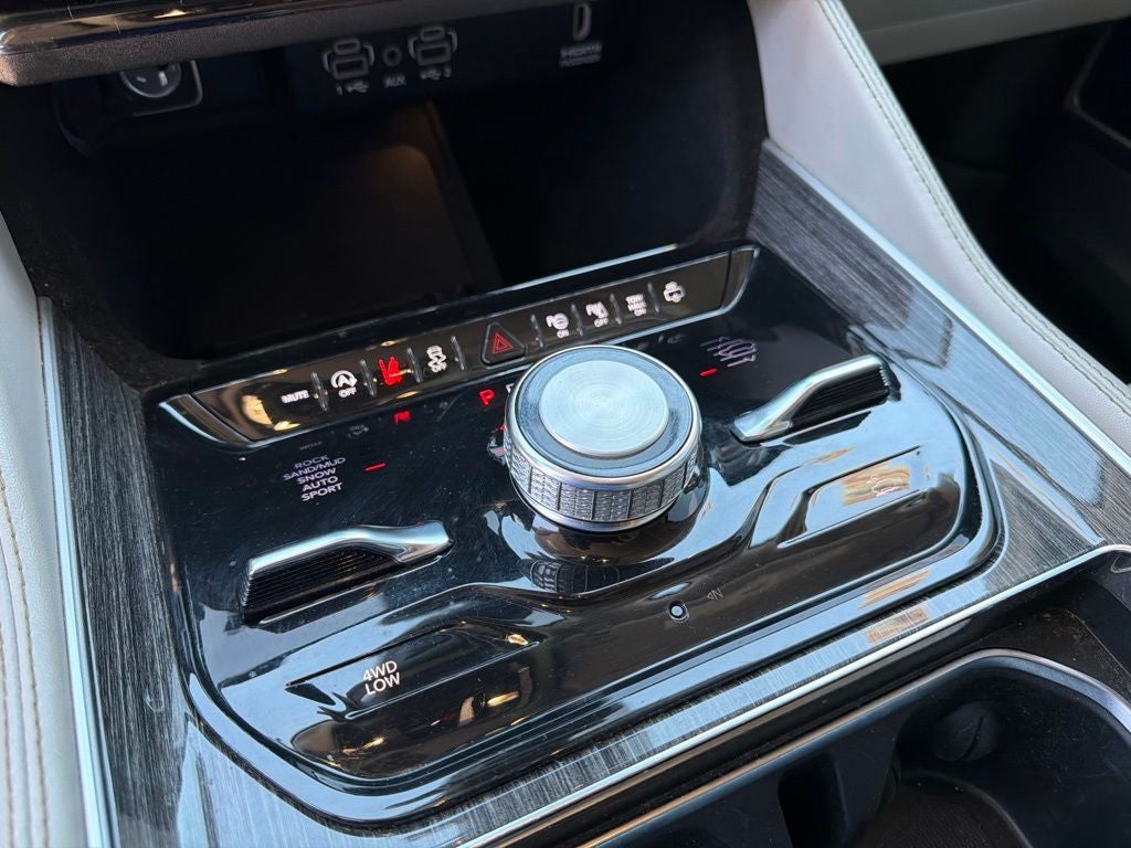 2022 Jeep Wagoneer Series III