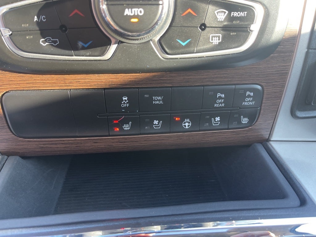 2017 RAM 1500 Laramie